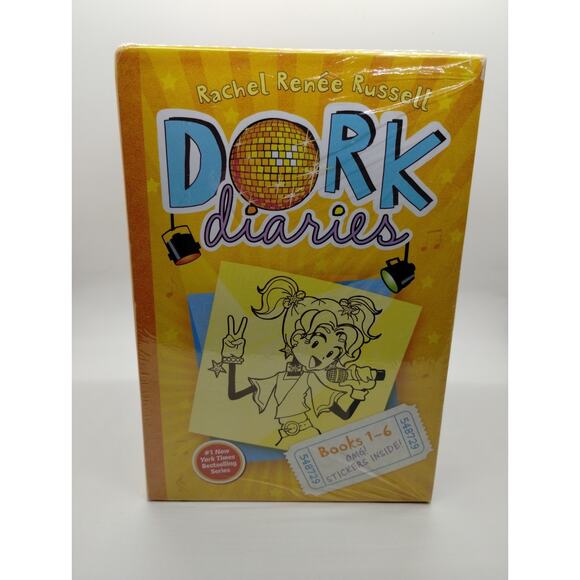 Dork Diaries Books 1-6 Softcover Rachel Renee Russell - New - Picture 1 of 4